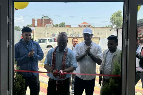 युवाहरुको लगानीमा स्टार क्याफे एण्ड रेष्टुरेन्ट संचालनमा