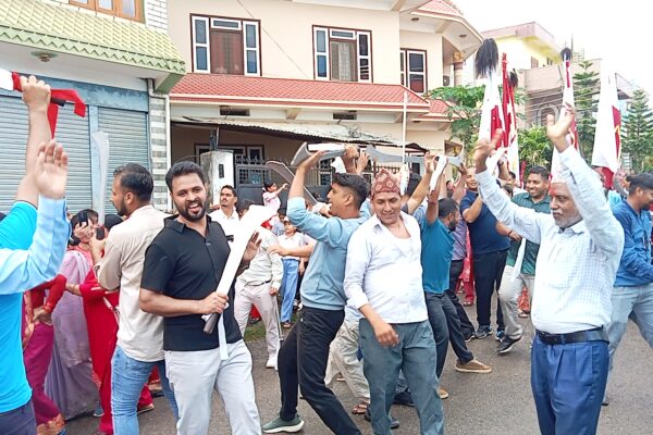 लमहीमा सरायँ नाच, बसाईसराईले छेक्दैन आफ्नो मौलिक्ता